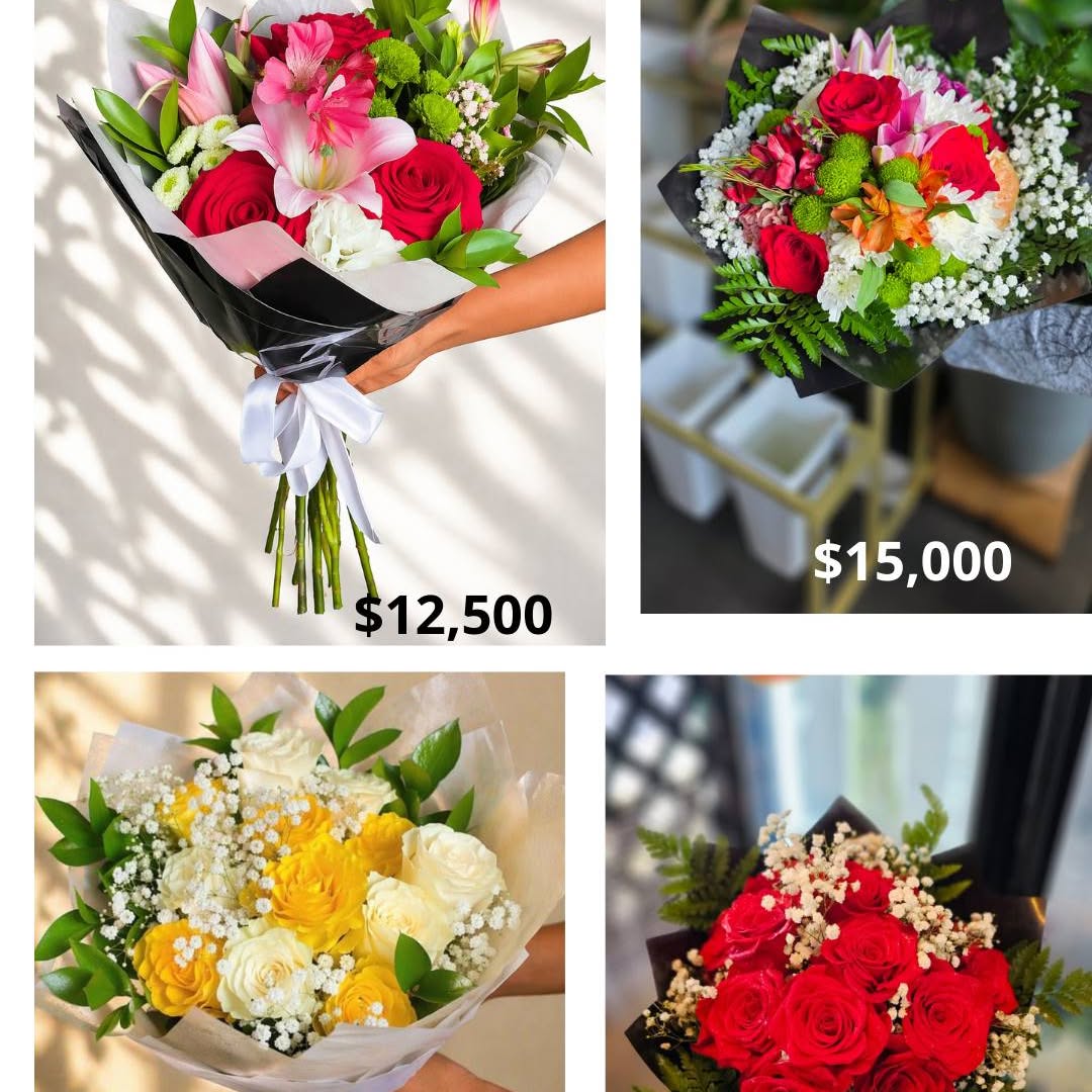 red & cream roses with baby’s breath